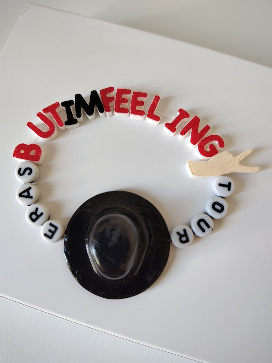 TheErasSwiftie's tweet photo. I made a bracelet with hat 22 to have my own miniature hat and the symbol of 22 Taylor's hands from the music video. I'll see you in Warsaw. I'm Swiftie from Poland 🥰 #WarsawTSTheErasTour @taylornation13  #TSTheErasTour @taylorswift13 https://t.co/1HLU7DoHJ9