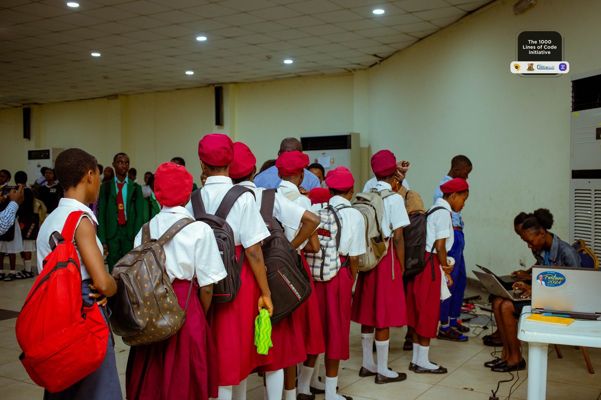 CodegarageA's tweet image. The #1000LinesofCode initiative is still in the news, and we’re here to stay!

Read what @vanguardngrnews has to say about us 👇🏽

vanguardngr.com/2024/07/codega…

#CodeGarageAfrica #Vanguard #News #ZeehAfrica #OyoState