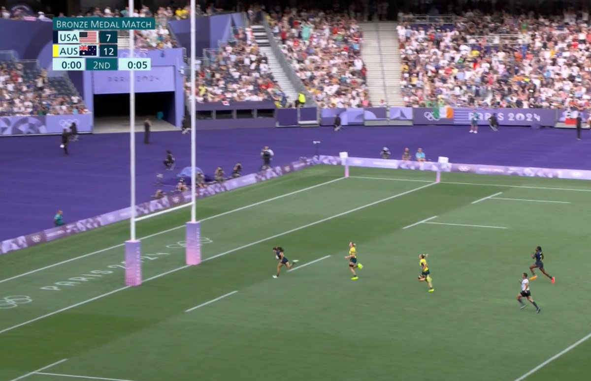 rodger's tweet photo. BROKEN TACKLE TO 90-YARD RUGBY TOUCHDOWN WITH NO TIME ON THE CLOCK BY TEAM USA TO BEAT AUSTRALIA AND WIN THE BRONZE MEDAL! https://t.co/nKXluhIG3N