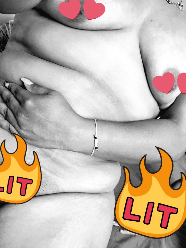 JoshuaP26418656's tweet photo. Quien para morbosiar a mi esposa 🥵 DM https://t.co/AkKhG9IYn3