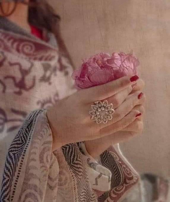 JyotiKaler_'s tweet image. ओ हेलो -
सुनो ना......
मुझे तुम्हारी बहुत याद आ रही है !!

#janeman #BACHCHA #