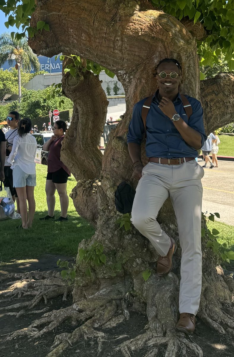 st4rw4lkr's tweet photo. Nanami Cosplay 
San Comic-Con ‘24 pt. 2

Rockin the regular glasses in this these
#Nanami #jjk #SDCC https://t.co/V6u5fK6xZ6