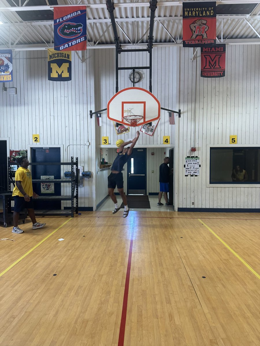 Elizabeth Foreman White, PhD tweet media