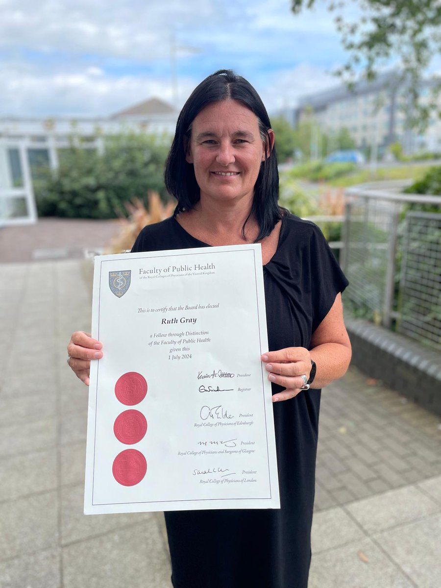 Congratulations to Ruth Gray, who was awarded Fellowship through Distinction from the Faculty of Public Health🏆 

This award recognises the significant contributions you have made to public health ❤️ 

Well done Ruth 👏

#MakingADifference #HSC