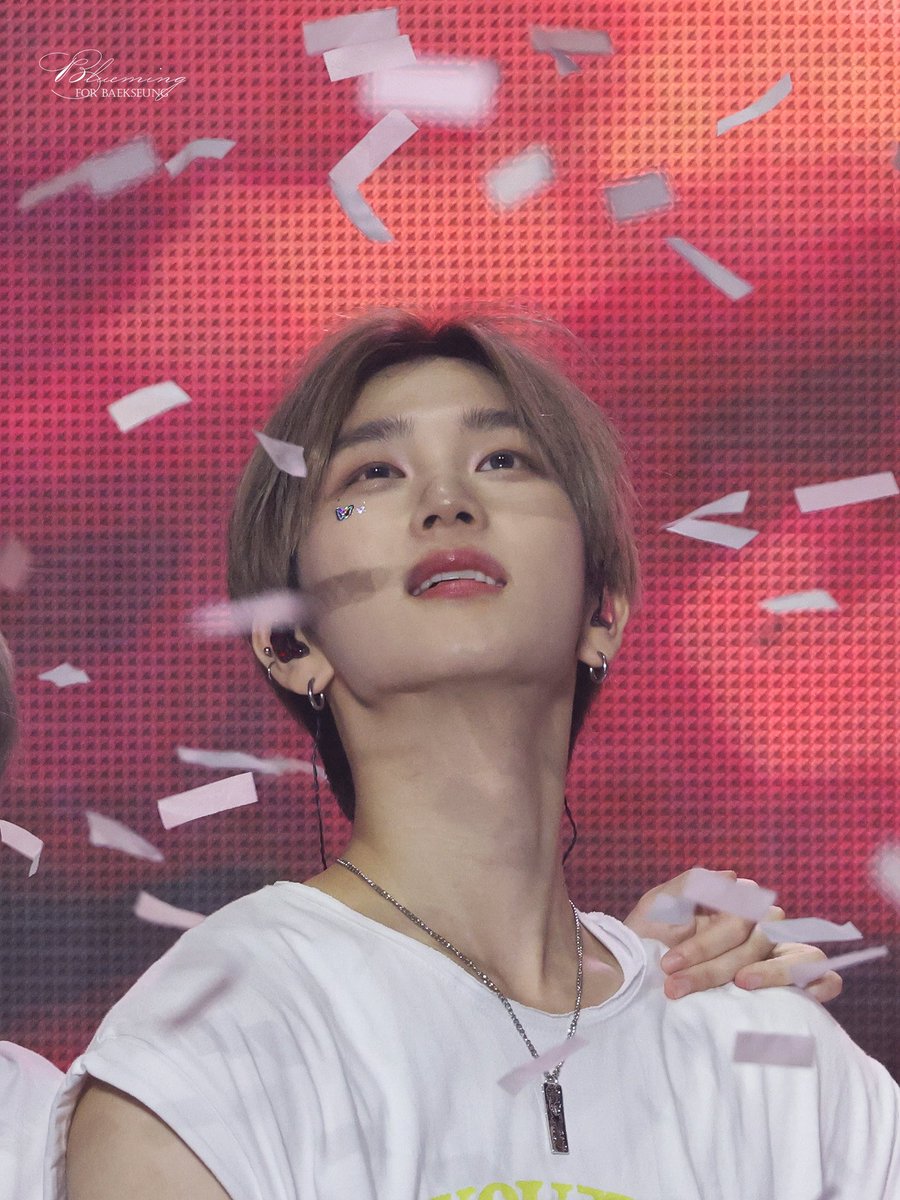 Bluemingforhw's tweet photo. 240727 이펙스 팬콘

혀누 눈이 보석이야ㅜㅜ

#이펙스 #EPEX #백승 #BAEKSEUNG https://t.co/FhkLlKJKOu