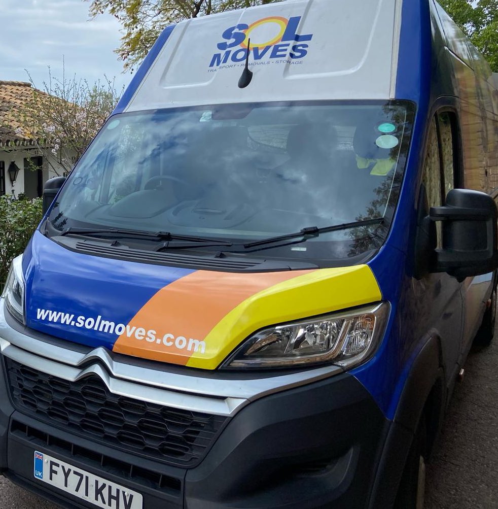 moves_sol's tweet image. Specialist crates needed for this #internationalremoval. 

Always ensuring #completesatisfaction to our customers.

Call us for your #removalquote today

What's app
🇬🇧 07821 109618
🇪🇸 +34 682 441 617

Call us
🇬🇧  01323 916968
🇪🇸 +34 951 440 604

Eastbourne storage
📞 01323 916968