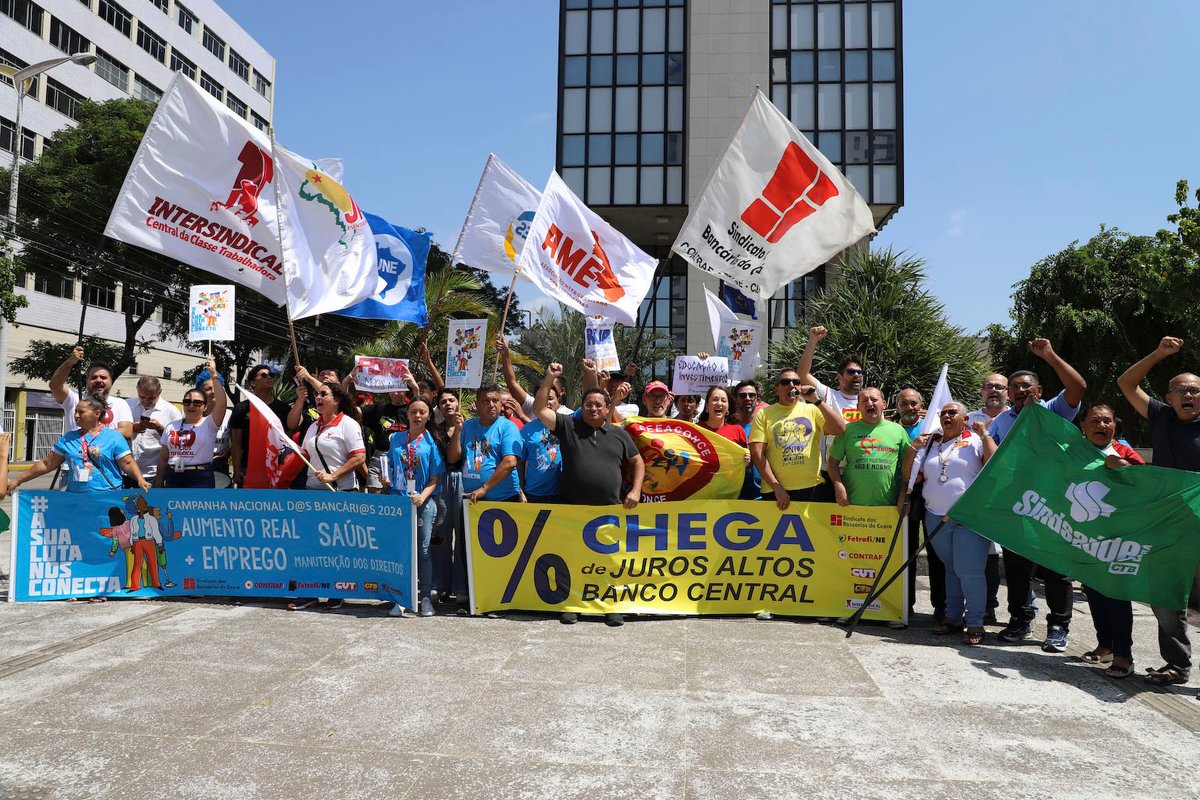 PortalCTB's tweet photo. 📢Ato contra os juros altos em Fortaleza! Fora Campos Neto! https://t.co/quewHlshV3
