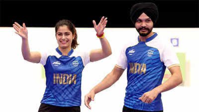 Ravi Kumar Dahiya (@ravidahiya60) on Twitter photo Well done <a href="/realmanubhaker/">Manu BhakerЁЯЗоЁЯЗ│</a> and Sarabjot Singh for winning the ЁЯеЙ and making history in 10M pistol shooting at Paris Olympics. Congratulations guys and let's go ЁЯЗоЁЯЗ│
#jaihind #teamindia #india #shooting #olympics #paris2024 Well done <a href="/realmanubhaker/">Manu BhakerЁЯЗоЁЯЗ│</a> and Sarabjot Singh for winning the ЁЯеЙ and making history in 10M pistol shooting at Paris Olympics. Congratulations guys and let's go ЁЯЗоЁЯЗ│
#jaihind #teamindia #india #shooting #olympics #paris2024