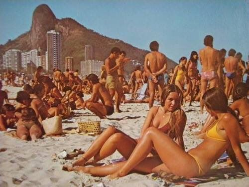 goddek's tweet photo. This is a beach in Rio in the 1970s. There are no tattoos, plastic surgeries, nose rings, or mobile phones, so people actually talked to each other.

But the most impressive thing is that everyone looks hot and healthy.

What went wrong since then? https://t.co/Bjz5brvI6L