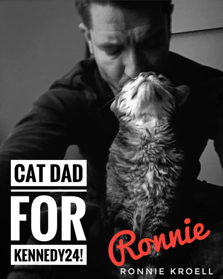 RiseWithRonnie's tweet image. This Cat-Dad, is for @RobertKennedyJr and #Kennedy24. 🐾 

If #TinyCat were still with us, he would meow the same way. 🌈 😇 

🫡🇺🇸☮️

#AmericaStrong #HealTheDivide #Pride4Bobby #Independent #Cat #CatDad #Peace #Unity #Healing #Love #Solutions #Change