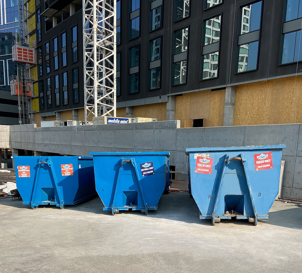 blue_bear_waste's tweet image. Achieve LEED Certification with Blue Bear! 💙🐻 Our team provides comprehensive recycling and reporting to ensure your project is environmentally friendly. Let’s build green together!  ♻🌍 #Blueisthenewgreen #LEEDcertfited