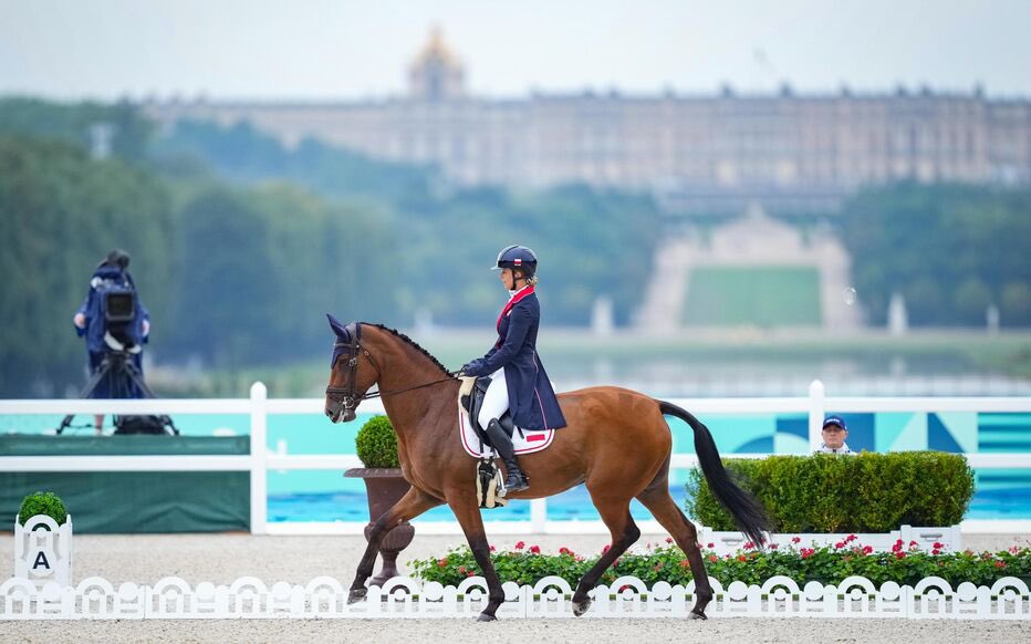 TrueSlazac's tweet image. There is no way the 2028 games in Los Angeles will look half as good when their best monument is a walmart or something