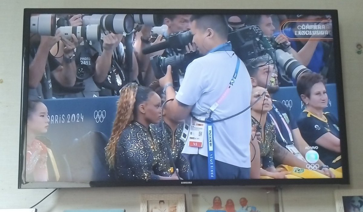 somenoise2's tweet image. queria lembrar vocês que a Rebeca atingiu 15,100 no salto ❤