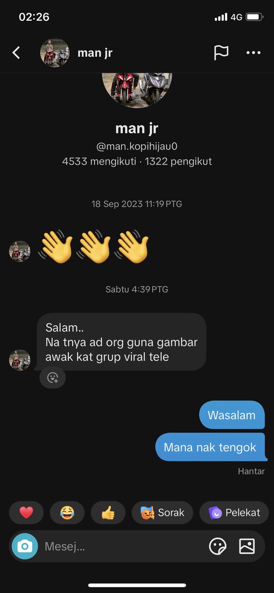 Yinnessa99's tweet photo. @zuhairaathira_ Yg ni pn lebih kurang sma la ? Alahai 😅 org tnya “mana nak tgk” tak kena balas ishlaa https://t.co/XAPdKOsdt5