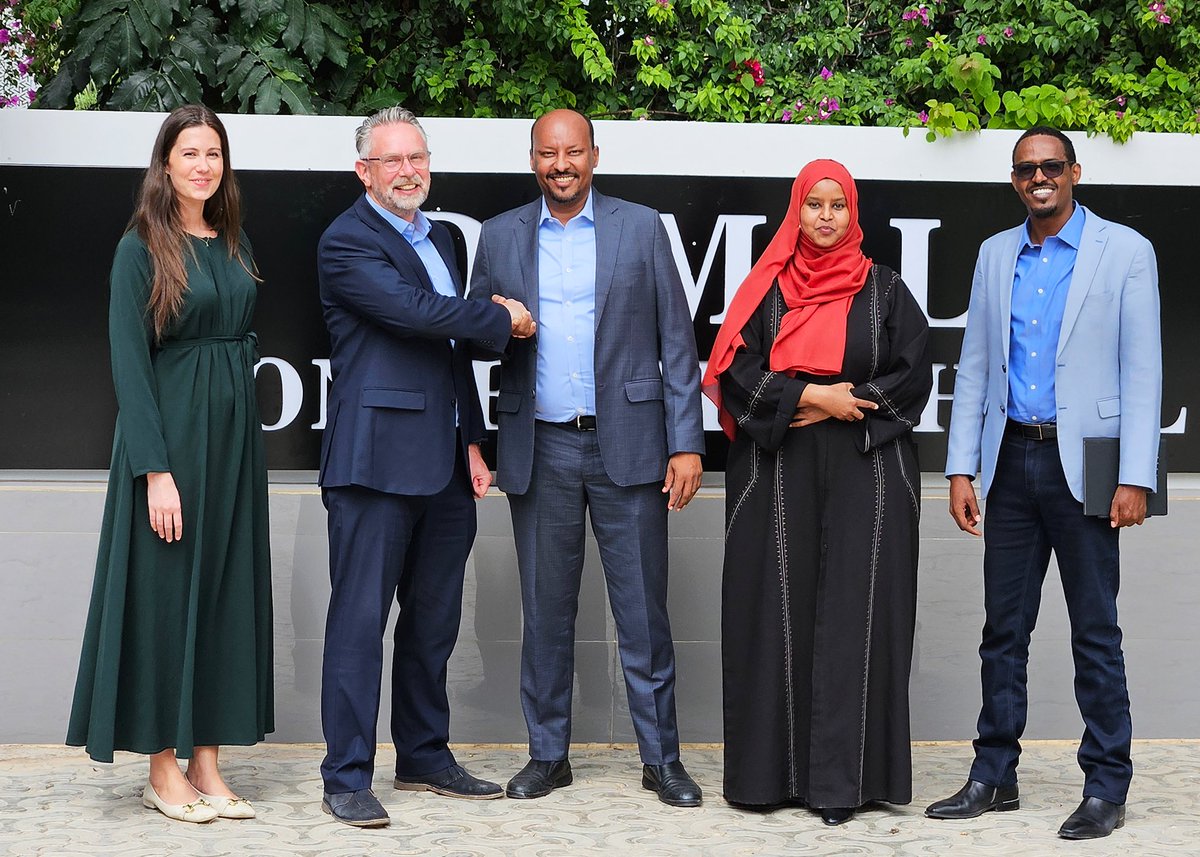 Dahabshiil (@dahabshil) on Twitter photo Productive meeting on job creation, remittances & strategic investments with <a href="/FCDOGovUK/">Foreign, Commonwealth & Development Office</a> Development Director <a href="/PycroftC/">Christopher Pycroft</a> & <a href="/ctoepell/">Christina Toepell</a>. Excited about collaborating to tackle challenges & build a brighter future. #ClimateAction #SustainableDevelopment #DahabPlus #SomTuna #Chevening Productive meeting on job creation, remittances & strategic investments with <a href="/FCDOGovUK/">Foreign, Commonwealth & Development Office</a> Development Director <a href="/PycroftC/">Christopher Pycroft</a> & <a href="/ctoepell/">Christina Toepell</a>. Excited about collaborating to tackle challenges & build a brighter future. #ClimateAction #SustainableDevelopment #DahabPlus #SomTuna #Chevening