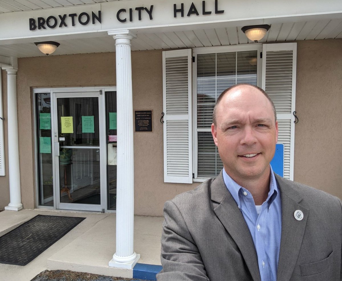 Small Town Podcast tweet media