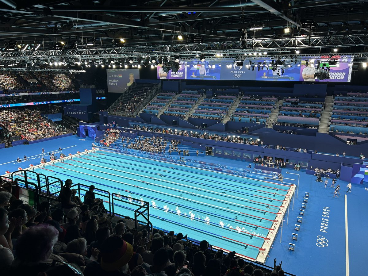 Andi Manley tweet media