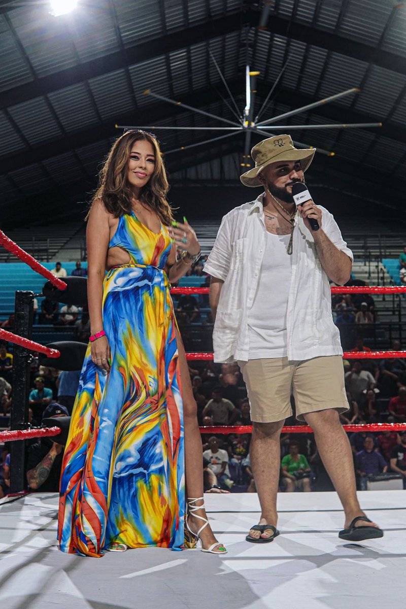 NYCDemonD1va's tweet photo. Happy birthday a mi jefe, friend, manager, therapist and the only person who has the patience to deal with me over at @luchalibreonlin the great @lawyeredbymike he’s legitimately become family since I moved back to PR 🤍 hope you have an amazing day & year #ConMuchoRespeto https://t.co/uFyQnvNcXI