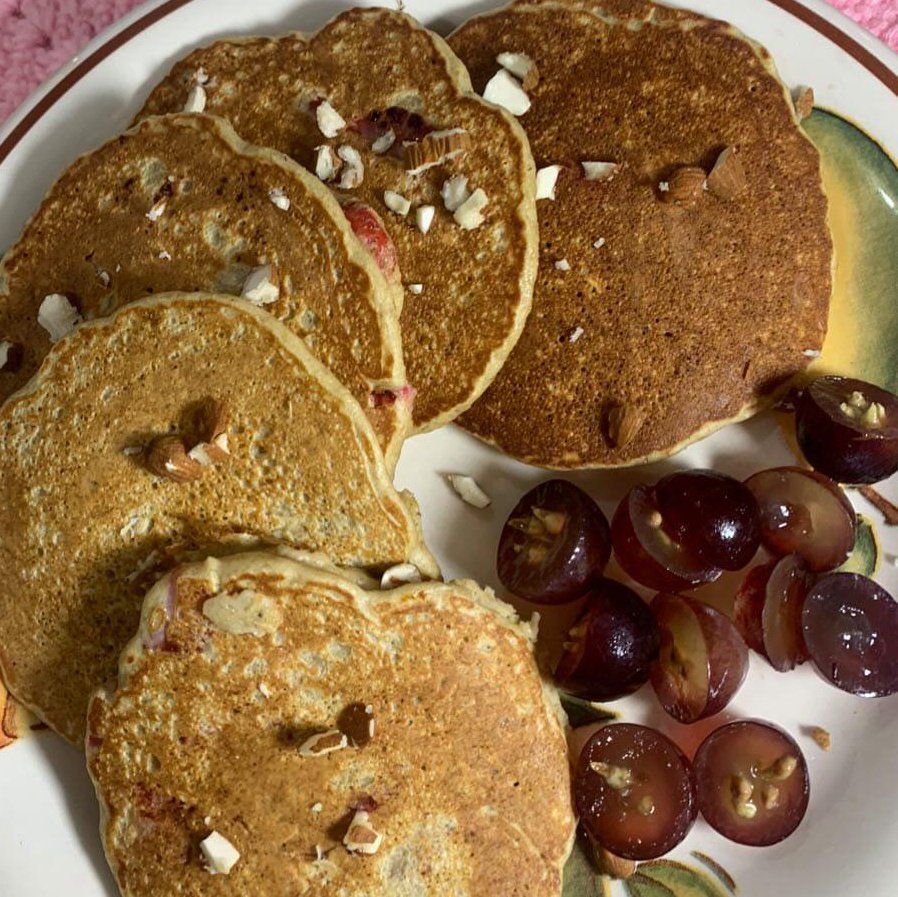 Receta de mis panqueques de avena y fresas 😽

instagram.com/reel/C-DmW8upg…