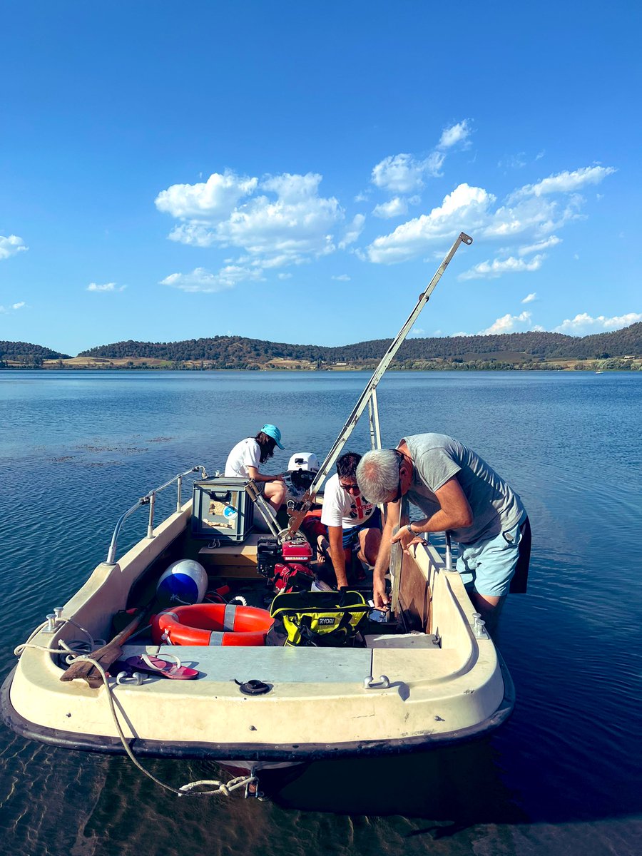 lauparducci's tweet image. New cores from volcanic lakes Nemi and Martignano to assess ancient #envDNA #sedDNA #biodiversity - project #PRIN2022 #volcanic #lakes