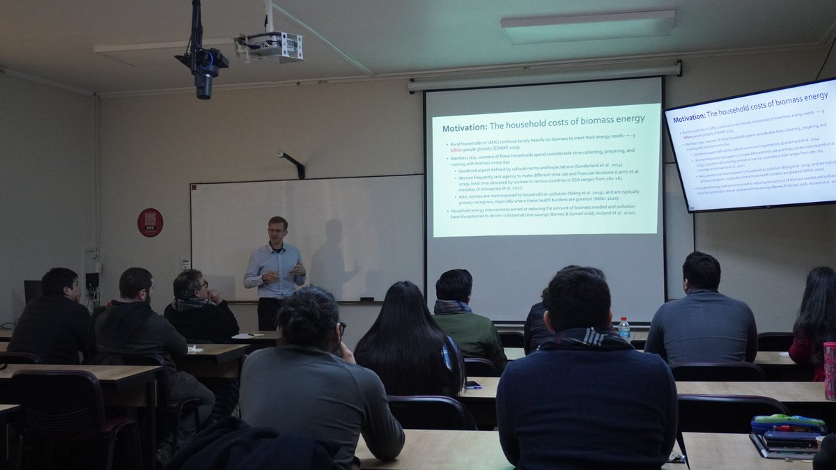 Agradecemos al investigador  Marc Jeuland de Duke University por la presentación de su paper “Time-money tradeoffs and the value of the time that women spend obtaining firewood” en el Ciclo de Seminarios Académicos del Doctorado en Economía de la <a href="/utalca/">Universidad de Talca</a>

#SoyFENUTalca #UTalca