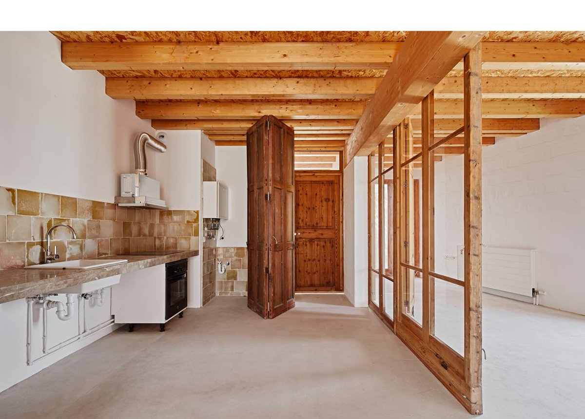 Maderayconstruc's tweet image. Vivienda social en Formentera 👉 ow.ly/UZgW50Reprp Su principal aspecto innovador es la reducción del 50% de las emisiones de CO2 durante la ejecución de las obras.

#Arquitectura Carles Oliver 📷 José Hevia
#MaderayConstrucción #Arquitecturademadera #MaderayConstrucción