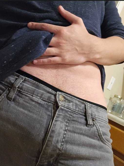 Hips 😘 https://t.co/0iSViW8Ldy