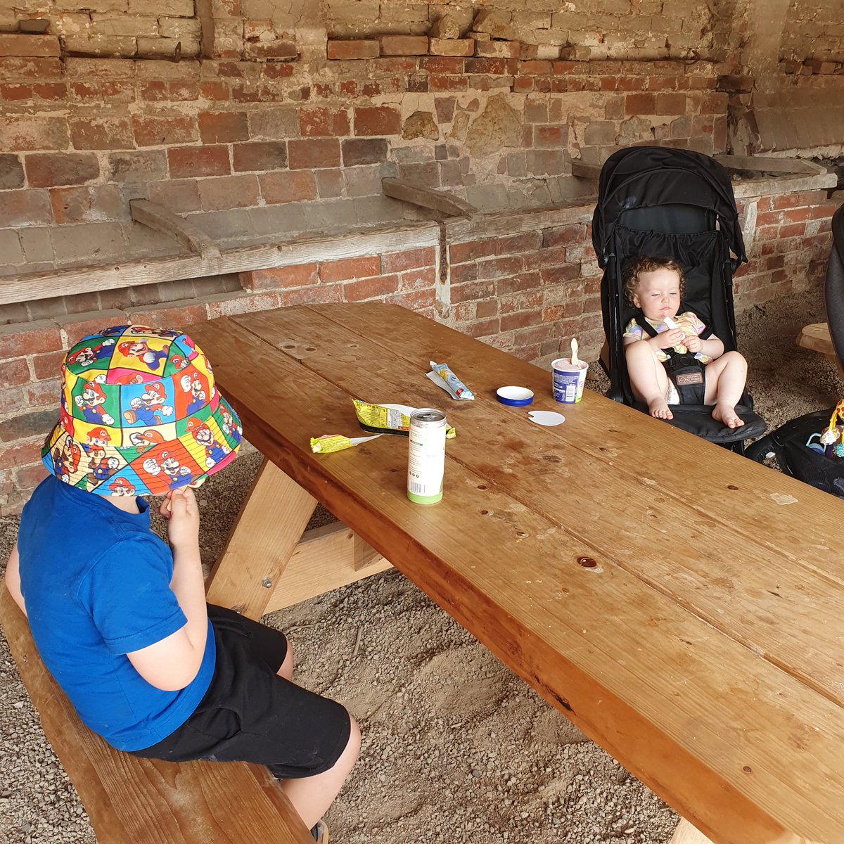 Miss Younger tweet media