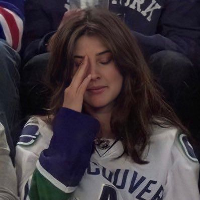 TheCinesthetic's tweet photo. Robin Scherbatsky https://t.co/3KPiNvY2rL