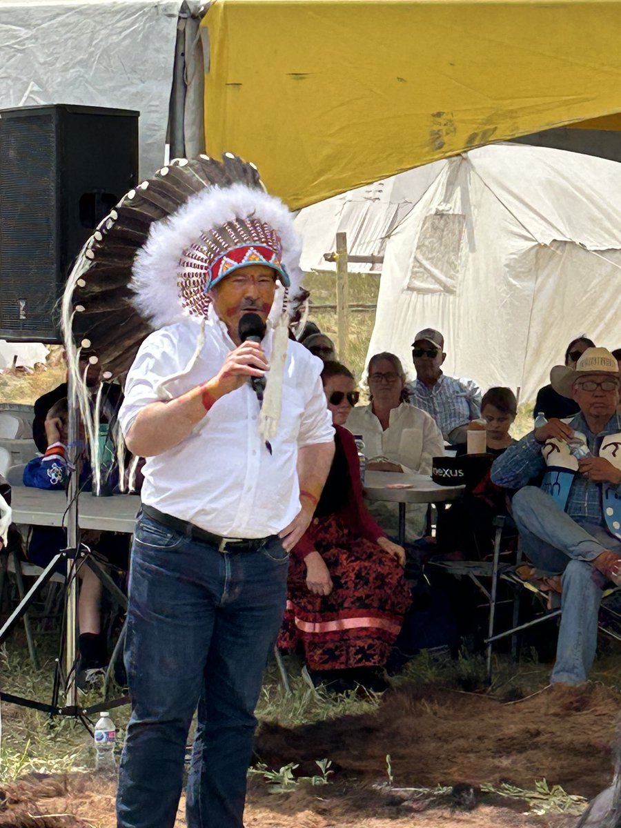 jkenney's tweet image. Deeply honoured to be have inducted into the Kanai Chieftanship as an Honourary Chief of the Blood Nation of the Blackfoot Confederacy.
A truly meaningful recognition of the work I did with First Nations to create economic opportunity in the spirit of “reconciliaction!”