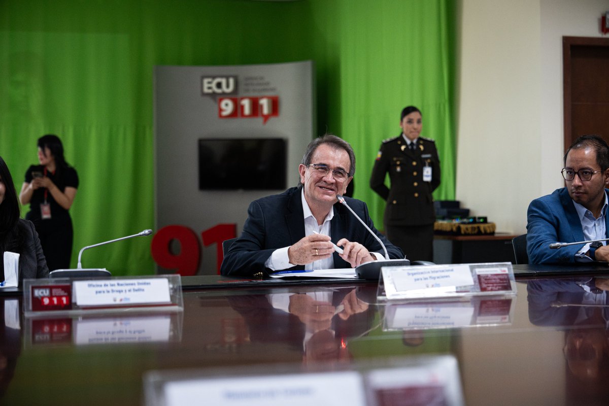 OIMEcuador's tweet photo. Nuestro jefe de Misión, @jidavaloss, asistió en este espacio y enfatizó el compromiso de la @OIMEcuador para continuar apoyando los esfuerzos estatales para que la población ecuatoriana y las personas migrantes puedan vivir una vida libre de violencia. 2/2🧵

#FinALaTrata https://t.co/XzVJtKnoLF