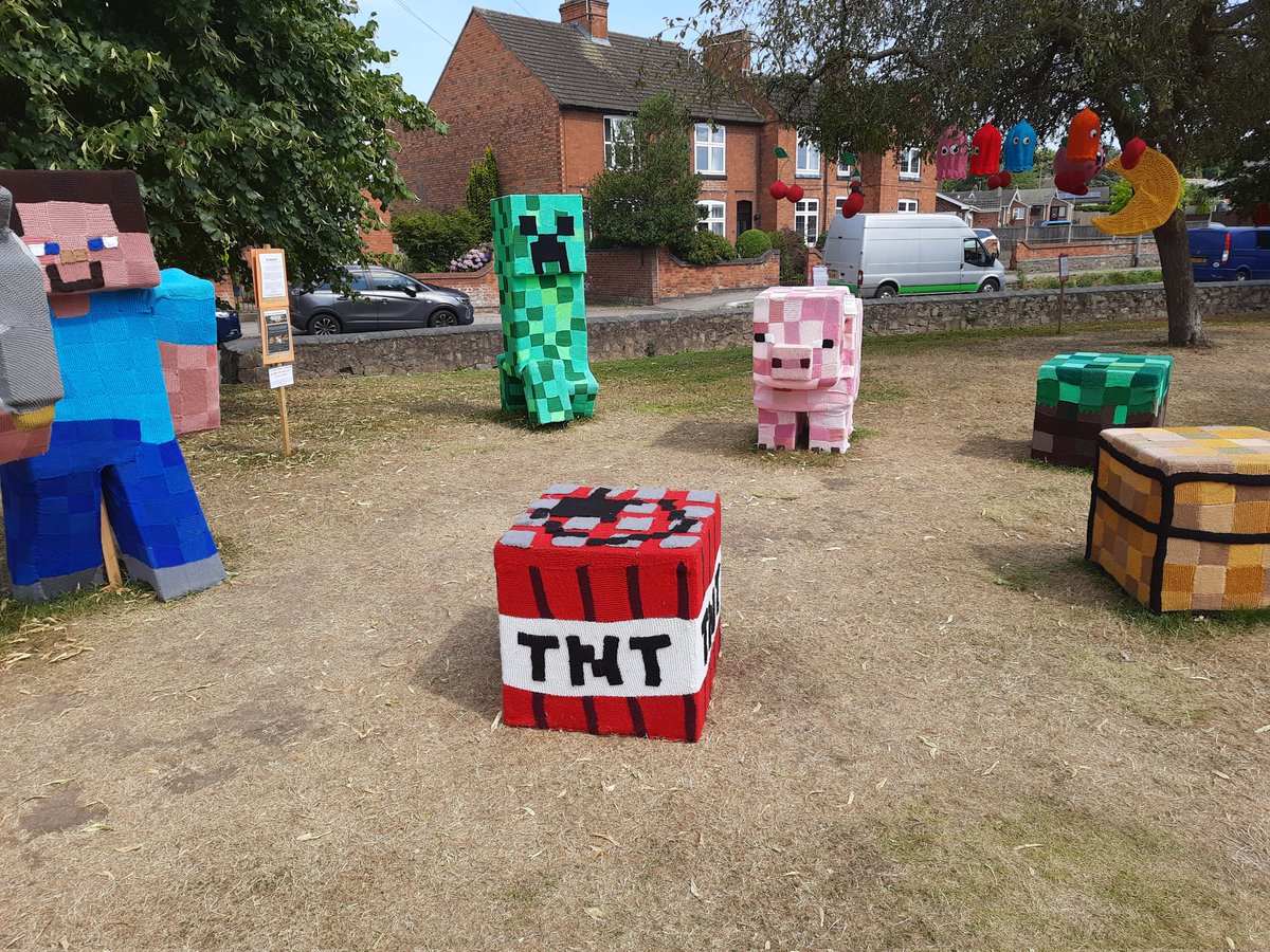 Rob_Anybody_'s tweet photo. Went to a Yarn Bomb today in the sunshine! Some really creative displays this year https://t.co/vif04KhP1Q