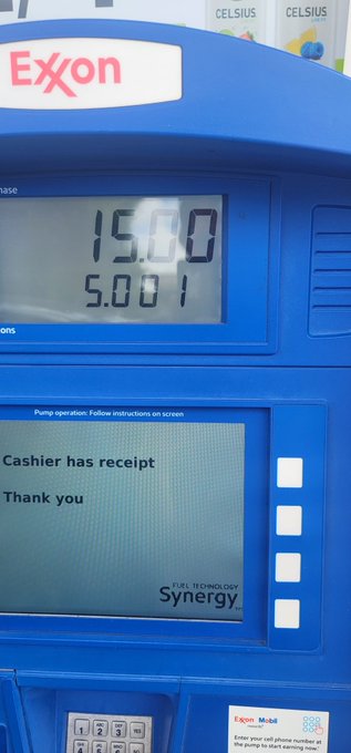 My day is ruined.. https://t.co/S9PbuhrTbc<a href="/tag/livestream"class="tags"><span>#livestream</span></a>