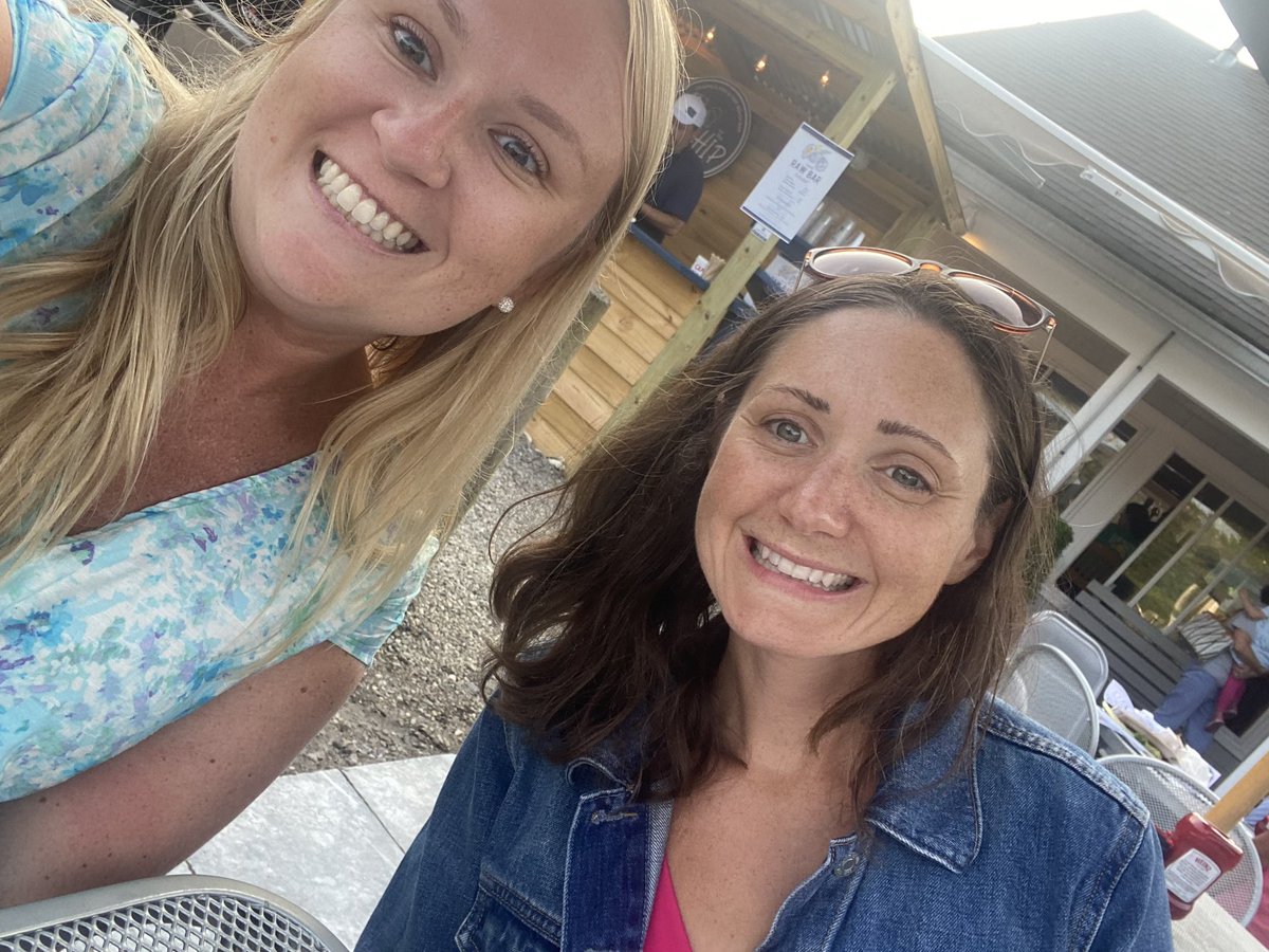 MrsConnor14's tweet image. What a wonderful past 2 days working on #deeperlearning and the #4shifts . Looking forward to our continued work with #studentagency this year @MendonUptonRSD with @HagensLearners Thank you @mcleod &amp;amp; @EduQuinn !! ✏️ 📓 📚