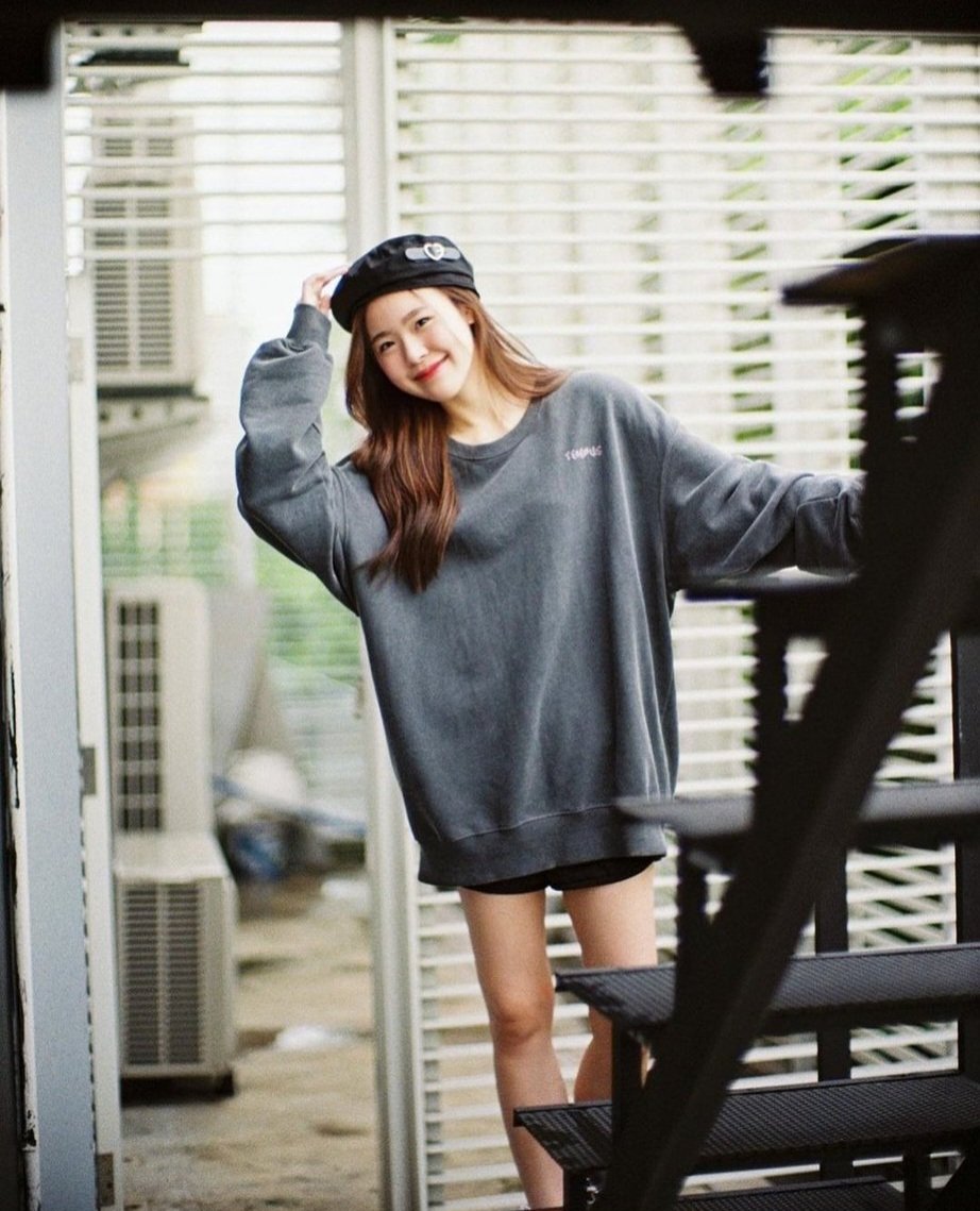 olivia_yun0819's tweet image. She knows berets look good on her 👩‍🎨

#Junewanwimol #Berets