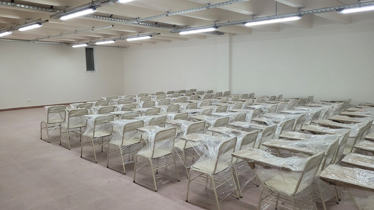 FCEyN - UNMdP (@fceyn_unmdp) on Twitter photo Gracias al esfuerzo de la gestión de la <a href="/unmdp/">Universidad Nacional de Mar del Plata</a> nuestra Facultad contará en breve con un aula nueva.
Seguimos construyendo la Universidad Pública. Gracias al esfuerzo de la gestión de la <a href="/unmdp/">Universidad Nacional de Mar del Plata</a> nuestra Facultad contará en breve con un aula nueva.
Seguimos construyendo la Universidad Pública.