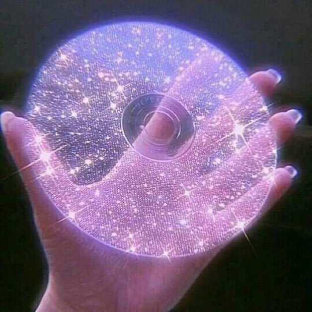 uvzo4's tweet image. normal song                         ft. kid cudi