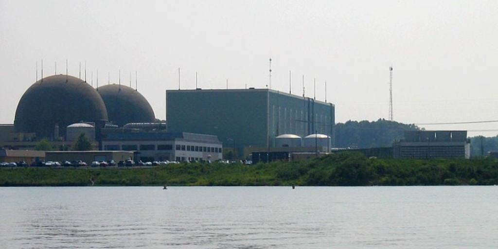 Virginia Energy (@virginia_energy) on Twitter photo #VirginiaEnergy Director Glenn Davis has an op-ed in @POWERMagazine this week highlighting <a href="/GovernorVA/">Governor Glenn Youngkin</a>'s plan for Virginia to be the first state to deploy advanced small nuclear reactors and reaffirm our position as a national leader in energy innovation. powermag.com/blog/governor-… #VirginiaEnergy Director Glenn Davis has an op-ed in @POWERMagazine this week highlighting <a href="/GovernorVA/">Governor Glenn Youngkin</a>'s plan for Virginia to be the first state to deploy advanced small nuclear reactors and reaffirm our position as a national leader in energy innovation. powermag.com/blog/governor-…