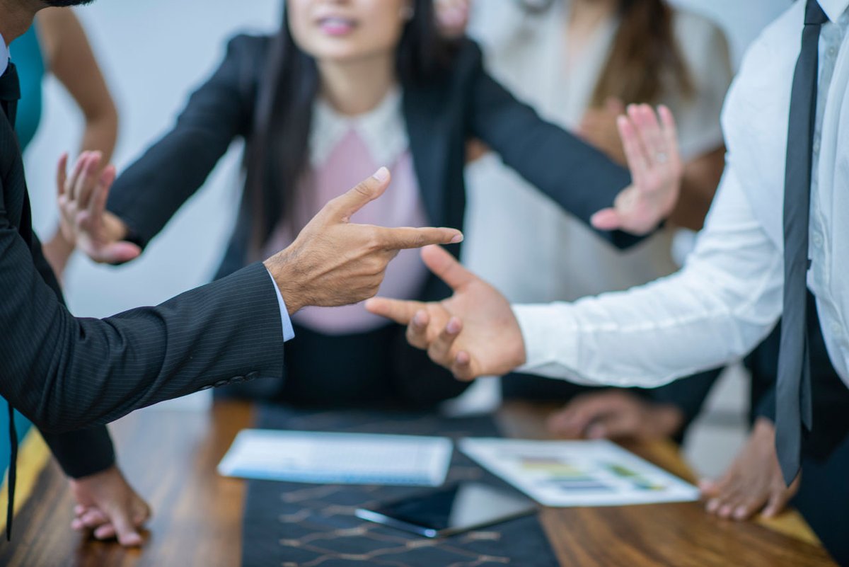 SHRM's tweet image. Navigating political discussions at work is crucial in today's polarized climate. HR experts advise setting clear expectations and prioritizing workplace civility. Learn more at bit.ly/3S6QHz8  #WorkplaceCulture #HR #PoliticalDiscussions