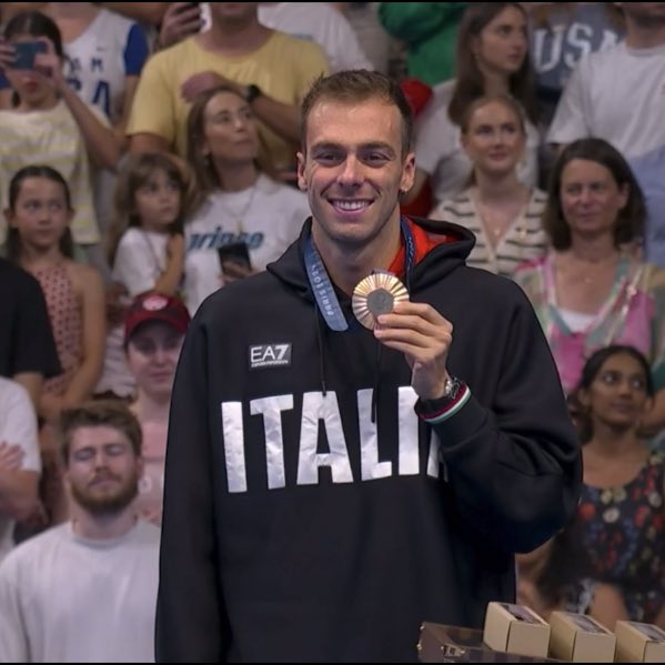 Lii_dia_'s tweet photo. Rossella Fiamingo e Gregorio Paltrinieri stasera la mia mamma ed il mio papà!🫶🏼

#Giochiolimpici #Paris2024 #ItaliaTeam https://t.co/8mw8UU9Oih