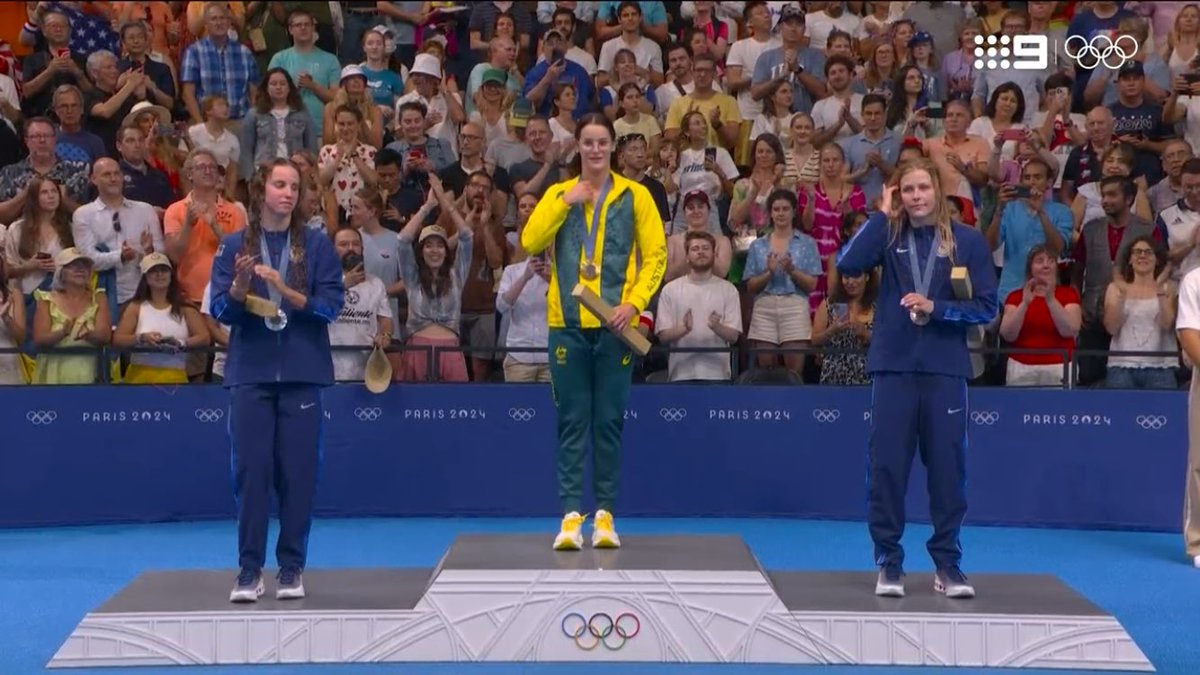ReeveMcLennan's tweet image. Congratulations to the US beating Australia 2 medals to 1 in the Women’s 100 metre backstroke 😉