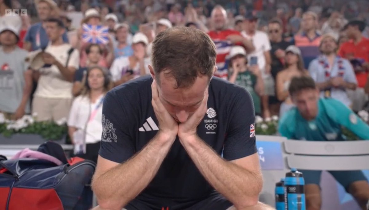 WE. GO. AGAIN! Get in there, <a href="/andy_murray/">Andy Murray</a>!