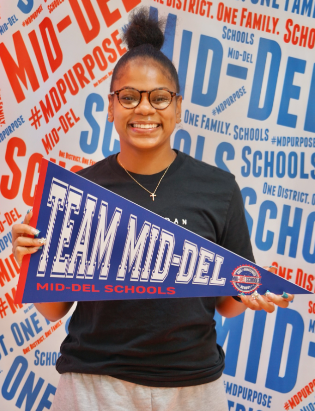 LadyTitans_BB's tweet photo. Once a Titan, Always a Titan.

Look who is coming back as our newest Lady Titans coaching staff member.

Welcome home, Azya Poole. https://t.co/dT9dq2LBRM