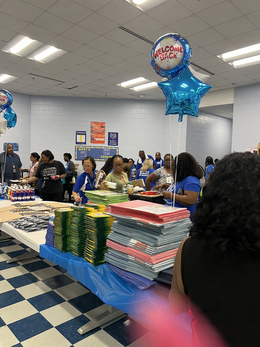 Stacie Pottenger (@msspottenger) on Twitter photo Thank you to <a href="/SavHighFootball/">Savannah High Football</a> players for staying late last night to help prepare our supplies charcuterie board for the <a href="/shs_bluejackets/">SHS Blue Jackets</a> teachers to go “shopping” today! We 💙 our teachers! #Greatness #BlueJacketNation Thank you to <a href="/SavHighFootball/">Savannah High Football</a> players for staying late last night to help prepare our supplies charcuterie board for the <a href="/shs_bluejackets/">SHS Blue Jackets</a> teachers to go “shopping” today! We 💙 our teachers! #Greatness #BlueJacketNation