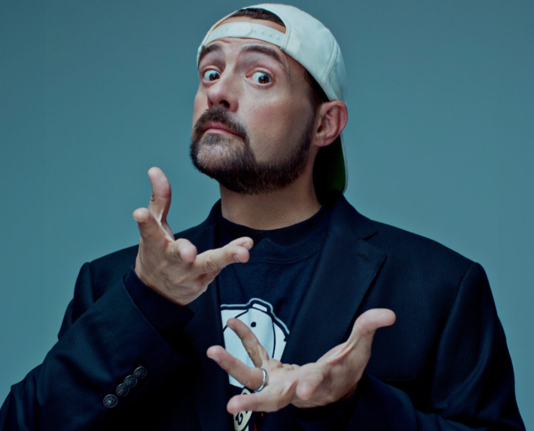 MusicHall's tweet photo. What questions do you want to ask @ThatKevinSmith?

Get the chance to chat with the infamous #director, actor, comic book lover, and hockey jersey wearer on 8/30 during his live Q&amp;A session.

Get your tickets now for this special evening!

https://t.co/Vg9tILDNO7

#kevinsmith #nh https://t.co/wfiAbdSdpv