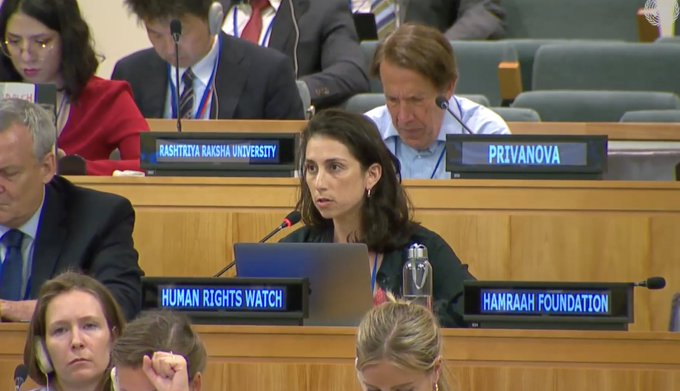 deblebrown's tweet photo. The UN is poised to adopt a #UNCybercrime treaty that would create an unprecedented multilateral tool for cross-border surveillance by law enforcement without adequate human rights safeguards.

🧵below w/ @hrw &amp; @eff 's take on the draft treaty, which is up for adoption next week https://t.co/avg8FqlJUb