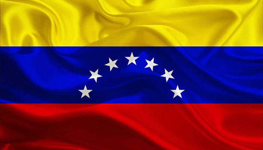 UHN Plus (@uhn_plus) on Twitter photo 🇻🇪 | URGENTE
El periodista y exembajador colombiano Pacho Santos (<a href="/PachoSantosC/">Pacho Santos</a>) ha revelado que en los galpones del Consejo Nacional Electoral (CNE) de Filas de Mariche, estado Miranda, hay un equipo de 150 empleados del ente electoral de Venezuela, supervisados por un grupo de 🇻🇪 | URGENTE
El periodista y exembajador colombiano Pacho Santos (<a href="/PachoSantosC/">Pacho Santos</a>) ha revelado que en los galpones del Consejo Nacional Electoral (CNE) de Filas de Mariche, estado Miranda, hay un equipo de 150 empleados del ente electoral de Venezuela, supervisados por un grupo de