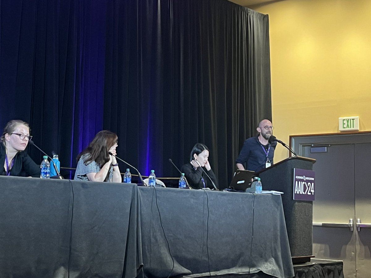 Stephanie Grasso (@s_m_grasso) on Twitter photo An amazing plenary by <a href="/alladi_suvarna/">Suvarna Alladi</a>, a leader in the field of bilingualism ✨ followed by an excellent FRS with representation from <a href="/marco_calabria/">Marco Calabria</a> <a href="/NeuropsychArce/">Miguel Arce Rentería</a>’s labs. An excellent AAIC meeting this year! An amazing plenary by <a href="/alladi_suvarna/">Suvarna Alladi</a>, a leader in the field of bilingualism ✨ followed by an excellent FRS with representation from <a href="/marco_calabria/">Marco Calabria</a> <a href="/NeuropsychArce/">Miguel Arce Rentería</a>’s labs. An excellent AAIC meeting this year!