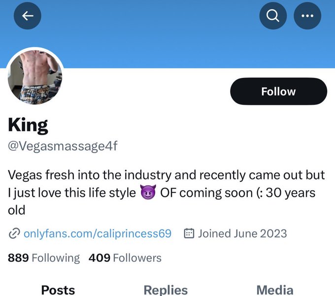 I tried to befriend this Vegas couple ONLY to hangout  The husband got creepy &amp; the wife didn&rsquo;t answer<a href="/tag/ladydeadpool"class="tags"><span>#ladydeadpool</span></a>