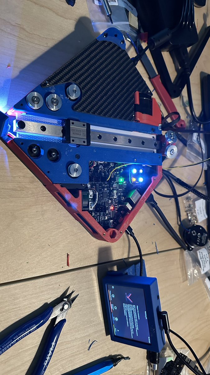 3Dprintingstuff's tweet photo. Second day of @Positron3d build. This was half way this evening, doing a quick power up. Just need to finish up the toolhead and reqdy to test it https://t.co/IT3U38KsOv